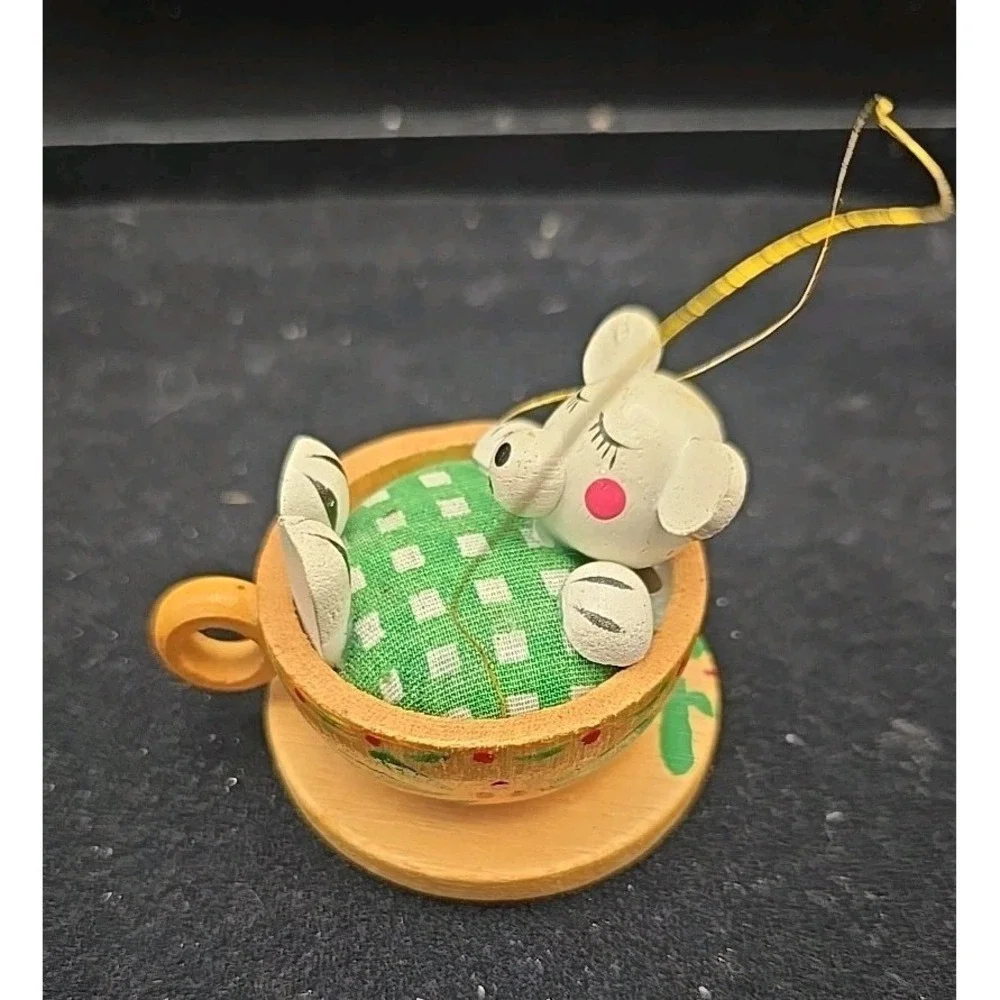 Vintage Teacup Wood-Pet‎ Ornament Dakin White Bear